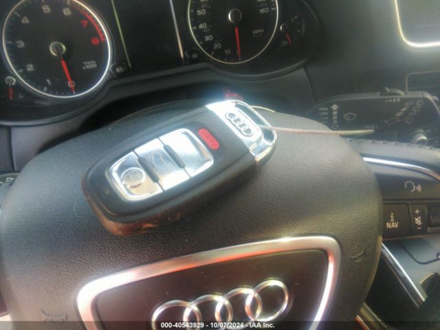 WA1CFAFP3EA016064 Audi Q5 2.0t Premium