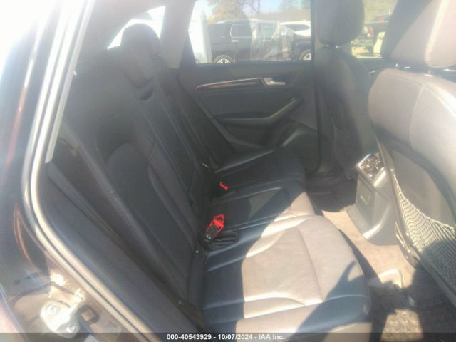 WA1CFAFP3EA016064 Audi Q5 2.0t Premium