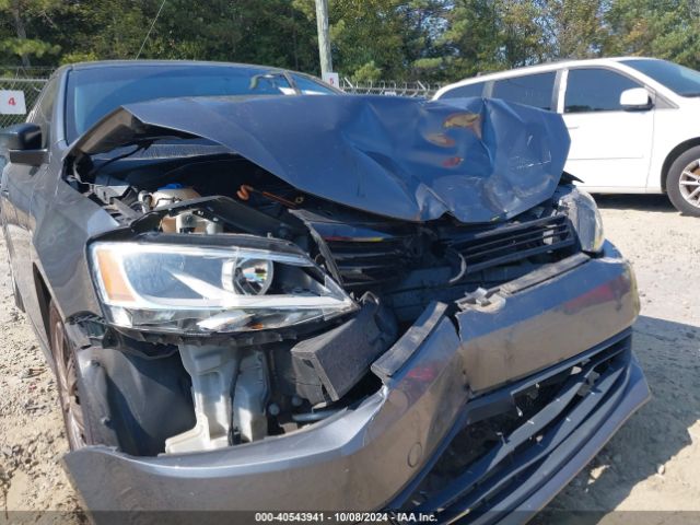 3VW2K7AJ5EM407249 Volkswagen Jetta 2.0l S