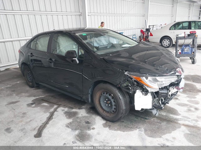Toyota COROLLA LE 2022 JTDEPMAE7NJ218053 Image 1