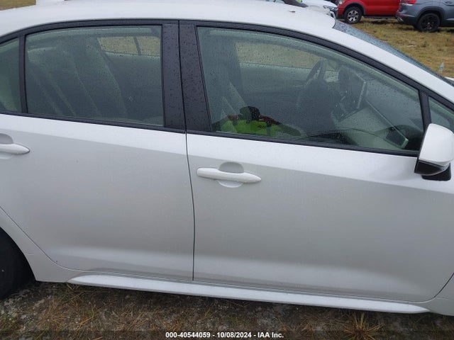 Toyota Corolla Hybrid Le 2021 JTDEAMDE2MJ030522 Image 12