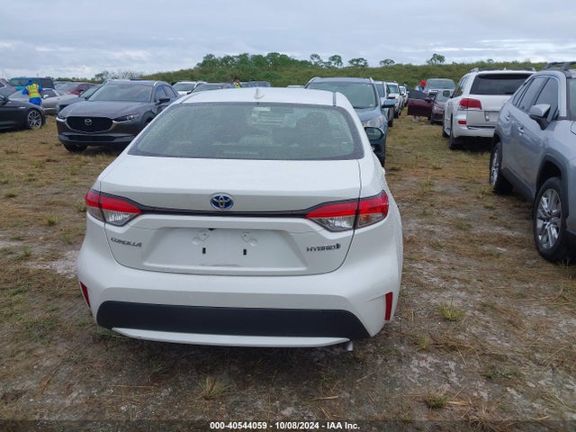 Toyota Corolla Hybrid Le 2021 JTDEAMDE2MJ030522 Image 15