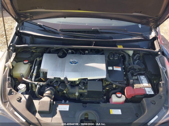 Toyota Prius Two 2016 JTDKBRFU4G3006152 Image 10