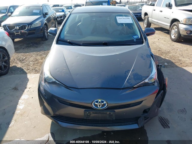Toyota Prius Two 2016 JTDKBRFU4G3006152 Image 12