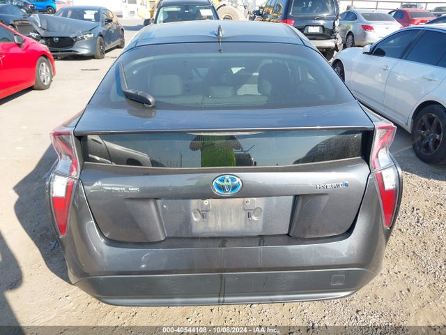 Toyota Prius Two 2016 JTDKBRFU4G3006152 Image 16