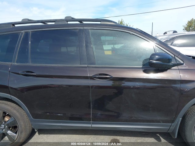 Honda Passport Awd Elite 2020 5FNYF8H04LB004885 Image 13