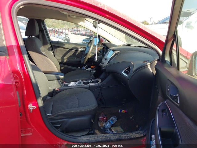 1G1BC5SM3J7205150 Chevrolet Cruze Ls Auto