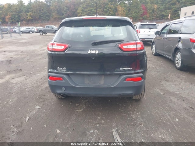 1C4PJMAB0EW141514 Jeep Cherokee Sport