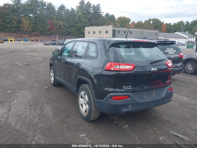 1C4PJMAB0EW141514 Jeep Cherokee Sport