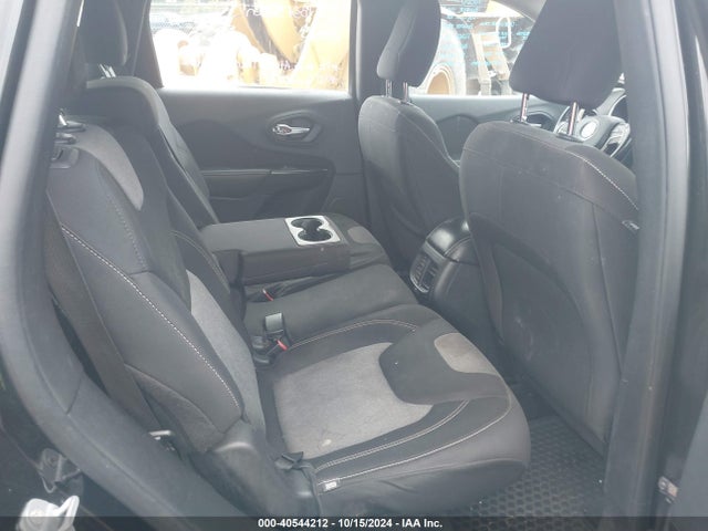 1C4PJMAB0EW141514 Jeep Cherokee Sport