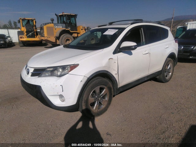 Toyota Rav4 Xle 2015 2T3WFREV6FW154640 Image 2