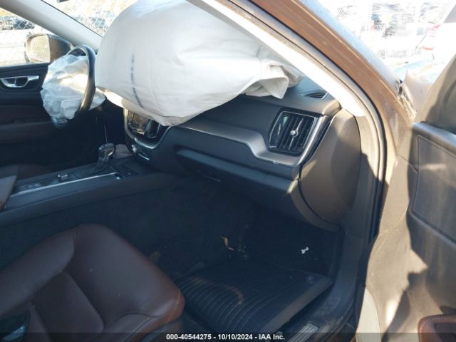 YV4102RK4J1021009 Volvo Xc60 T5 Momentum