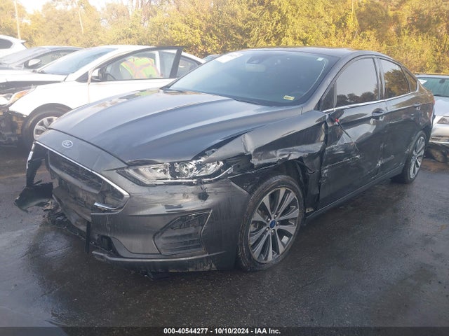 Ford FUSION SE 2019 3FA6P0T96KR254076 Image 2