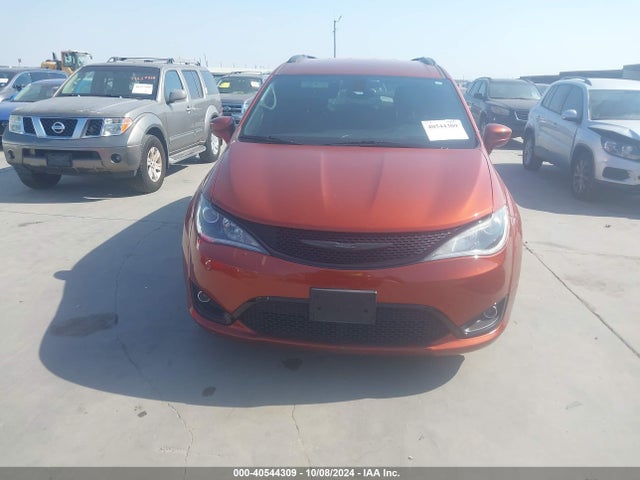 Chrysler Pacifica Touring L 2018 2C4RC1BG5JR227173 Image 12