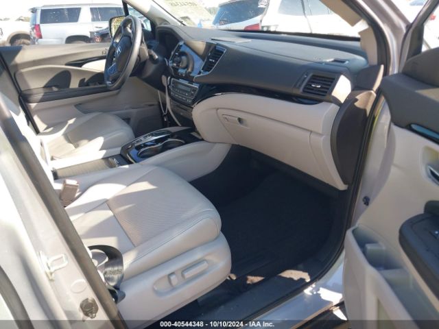 5FNYF6H0XKB028076 Honda Pilot Elite