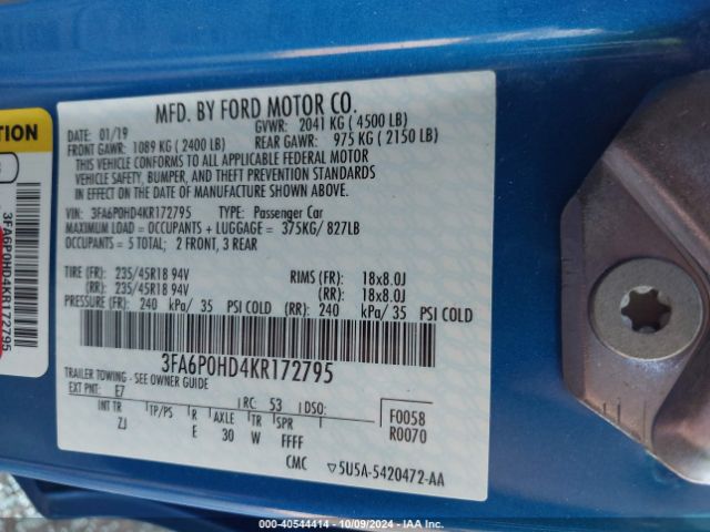 3FA6P0HD4KR172795 Ford FUSION SE