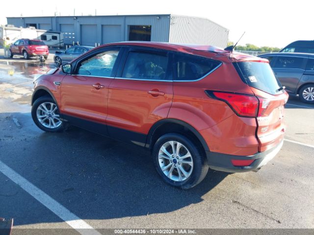 1FMCU9GD8KUA95557 Ford ESCAPE SE