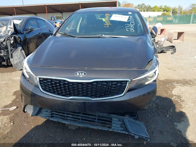 KIA FORTE LX 2018 3KPFK4A70JE226832 Image 13