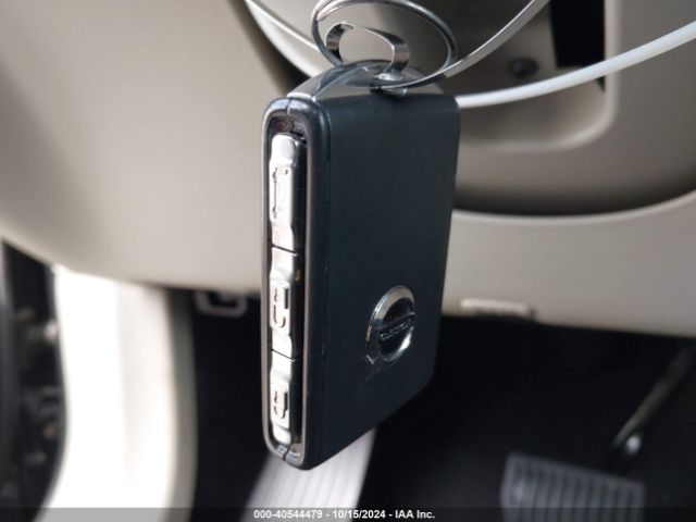 YV4L12DN5P1198099 Volvo Xc60 B5 Plus Bright Theme