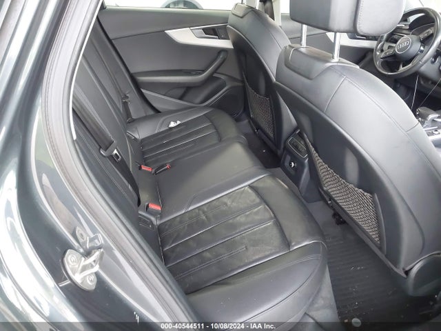 Audi A4 2.0t Premium 2017 WAUANAF44HN002710 Image 8