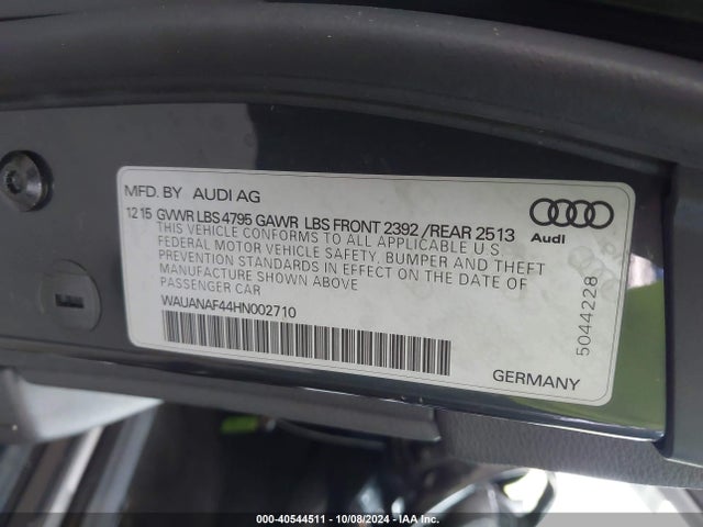 Audi A4 2.0t Premium 2017 WAUANAF44HN002710 Image 9