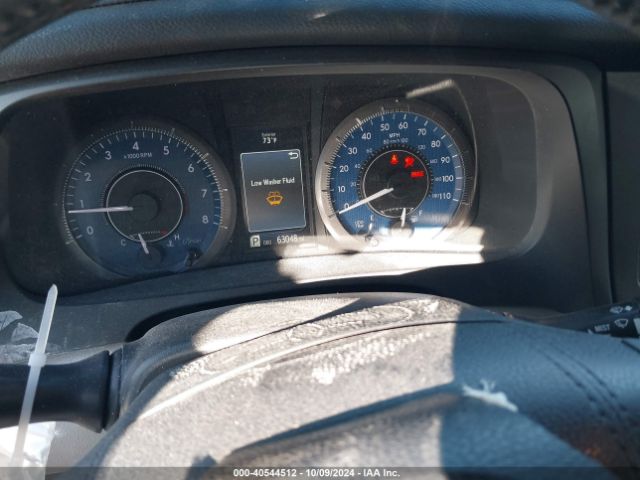 5TDYZ3DC8HS844892 Toyota Sienna Xle 8 Passenger
