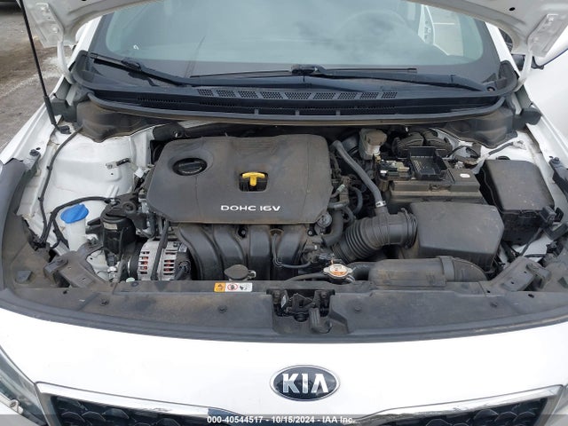 KIA FORTE LX 2018 3KPFL4A76JE242479 Image 10