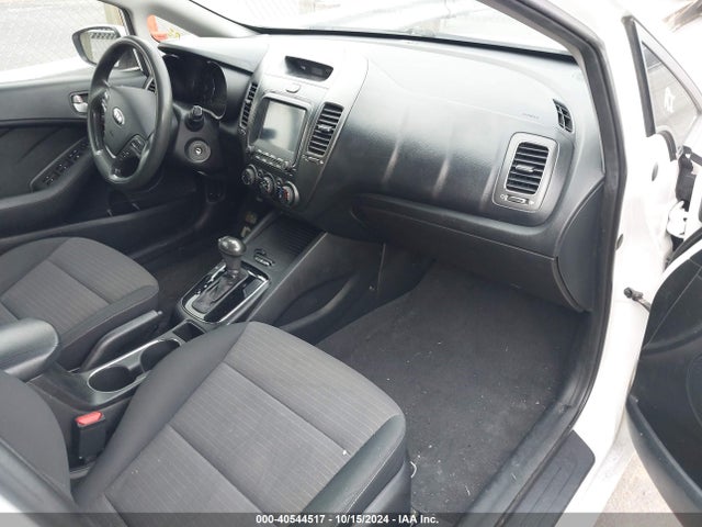 KIA FORTE LX 2018 3KPFL4A76JE242479 Image 5