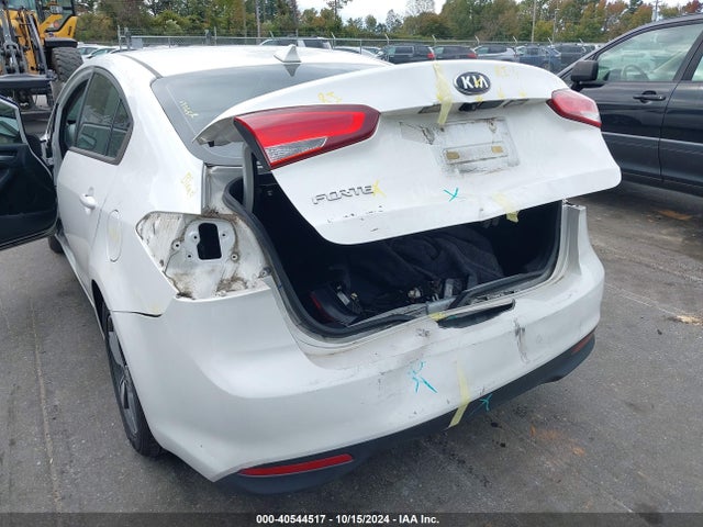 KIA FORTE LX 2018 3KPFL4A76JE242479 Image 6