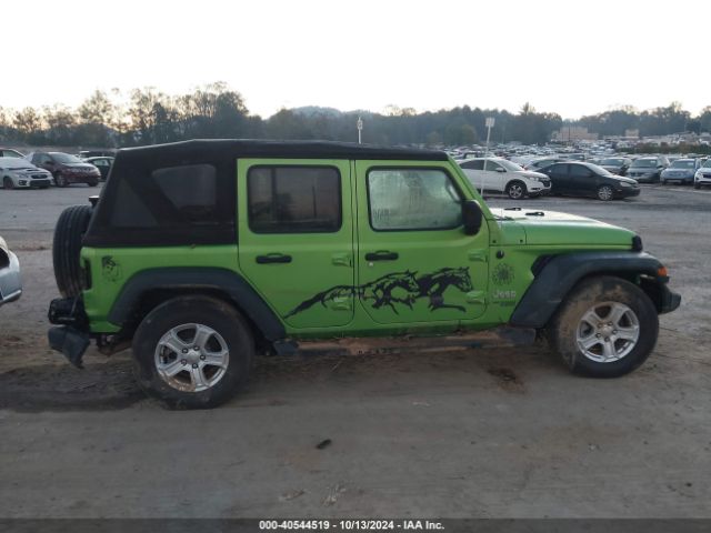1C4HJXDG4JW238447 Jeep Wrangler Unlimited Sport S 4x4