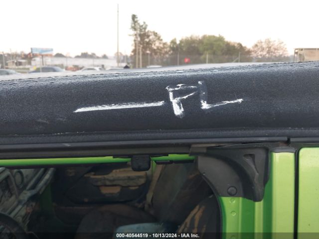 1C4HJXDG4JW238447 Jeep Wrangler Unlimited Sport S 4x4