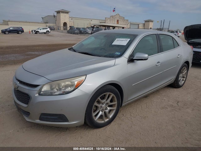 Chevrolet MALIBU 1LT 2015 1G11C5SL8FF293239 Image 2