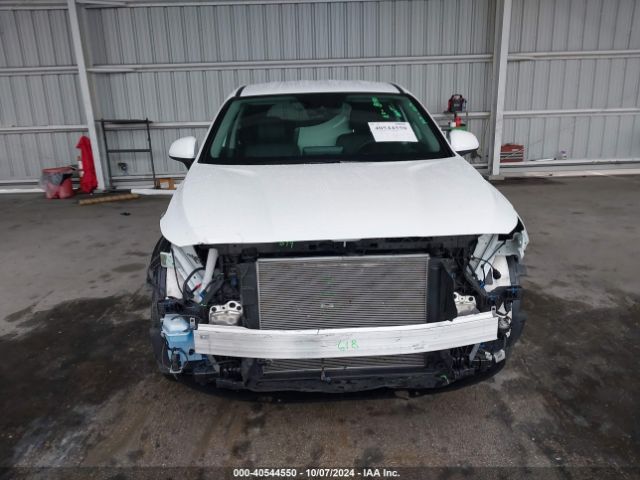 5NMS14AJXPH597821 Hyundai Santa Fe Se