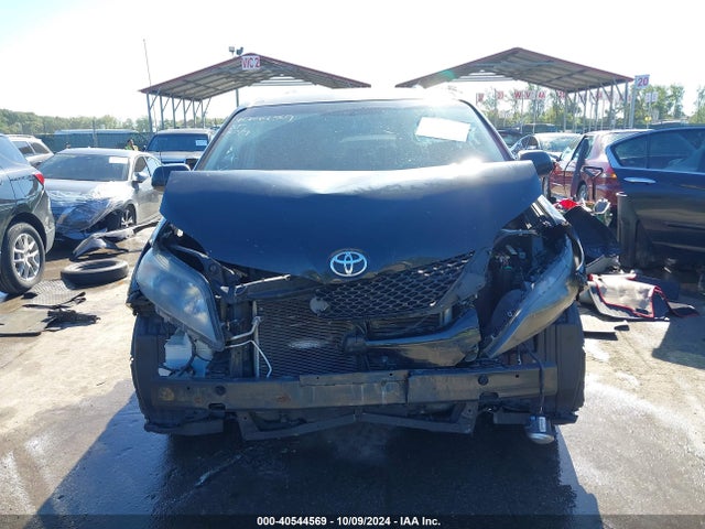 Toyota Sienna Se 8 Passenger 2014 5TDXK3DC6ES426391 Image 13