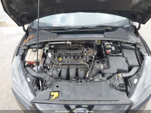 1FADP3K25GL206782 Ford FOCUS SE