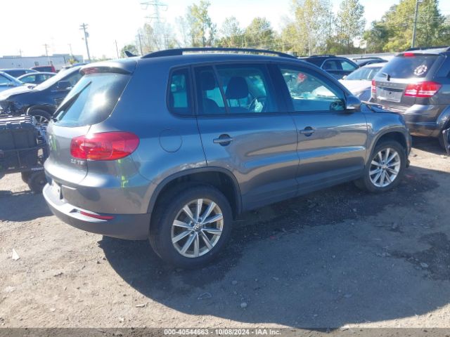 WVGAV7AX8FW590444 Volkswagen TIGUAN SE