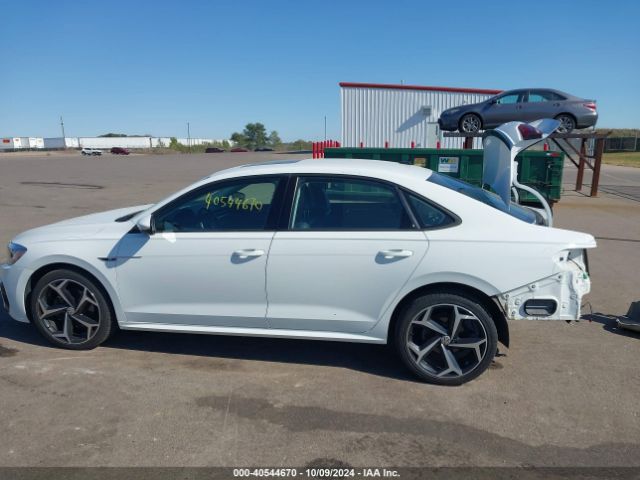 1VWMA7A32LC023960 Volkswagen Passat 2.0t R-line