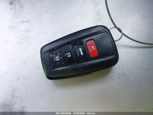 4T1B31HK8JU505625 Toyota Camry Hybrid Le