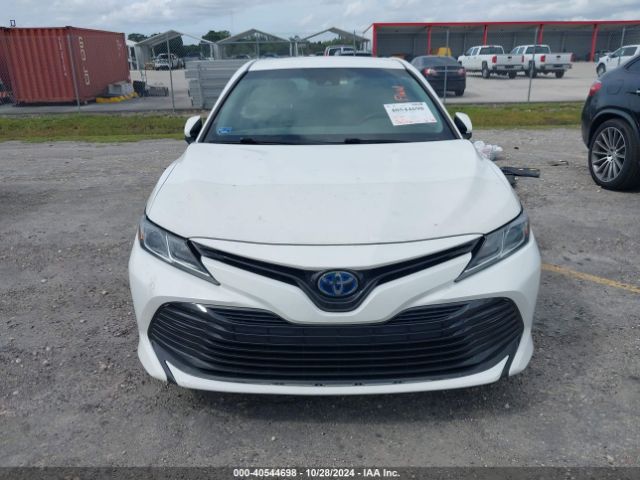 4T1B31HK8JU505625 Toyota Camry Hybrid Le