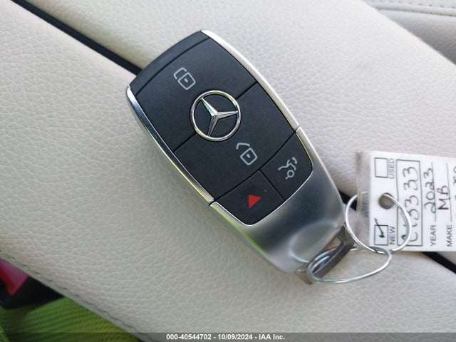 W1N4M4HB1PW336176 Mercedes-Benz Glb 250 4matic