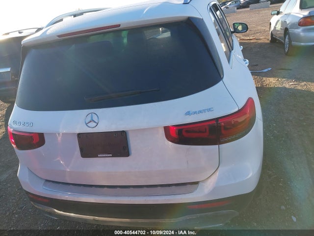 W1N4M4HB1PW336176 Mercedes-Benz Glb 250 4matic