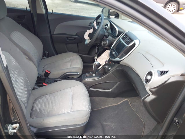 Chevrolet Sonic Ls Auto 2018 1G1JB5SH7J4110335 Image 5