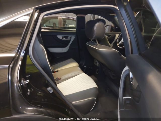 JN8CS1MWXHM413287 Infiniti QX70