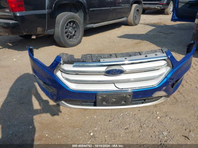 1FMCU9GD1JUD59670 Ford ESCAPE SE