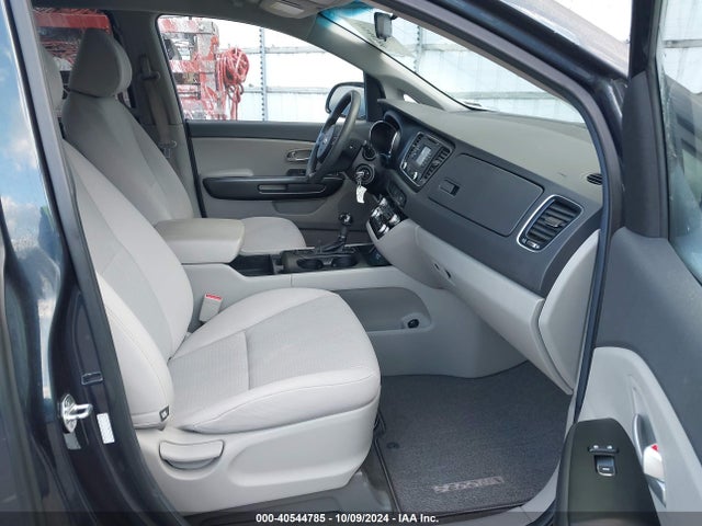 KIA SEDONA LX 2016 KNDMB5C10G6108204 Image 5
