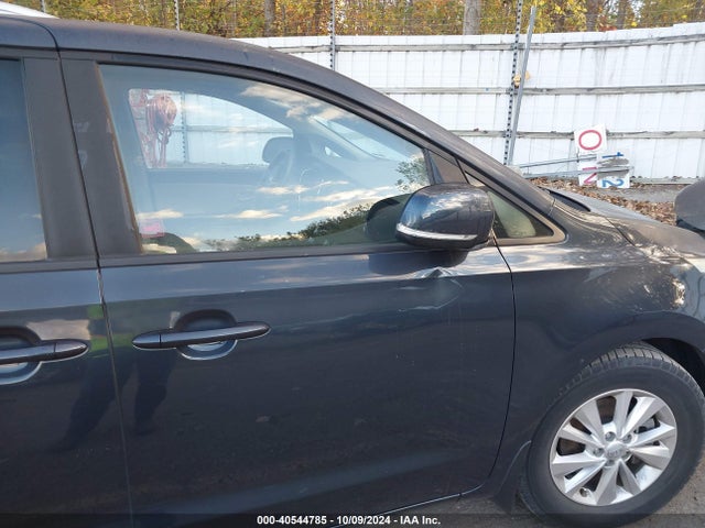 KIA SEDONA LX 2016 KNDMB5C10G6108204 Image 6