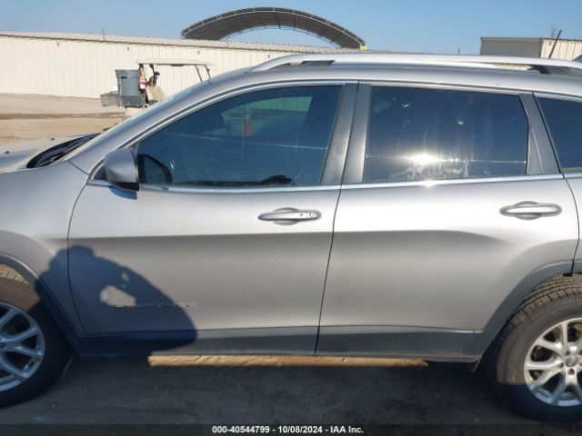 1C4PJLLB0JD511518 Jeep Cherokee Latitude Plus Fwd