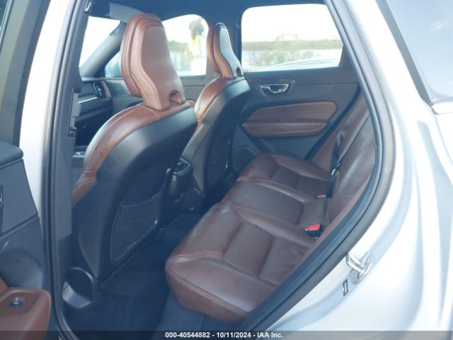 YV4L12DL0N1024341 Volvo Xc60 B5 Inscription