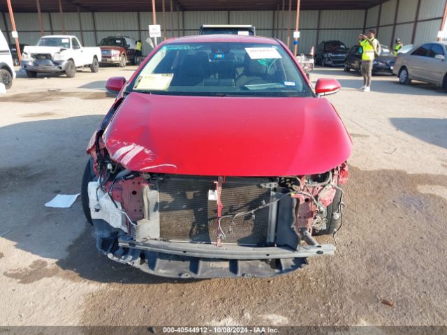 5YFEPMAE0MP181521 Toyota COROLLA LE
