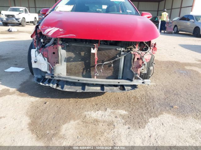 5YFEPMAE0MP181521 Toyota COROLLA LE